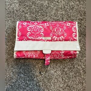 Modella Pink and White Cosmetic Case